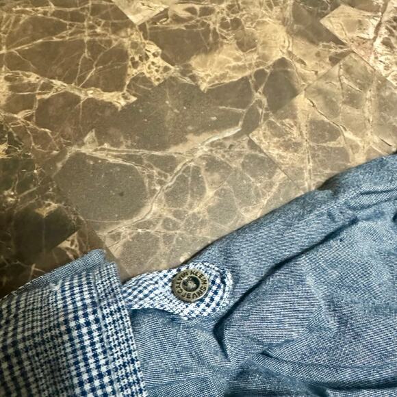 Calvin Klein 18M Shirt - Picture 3 of 3